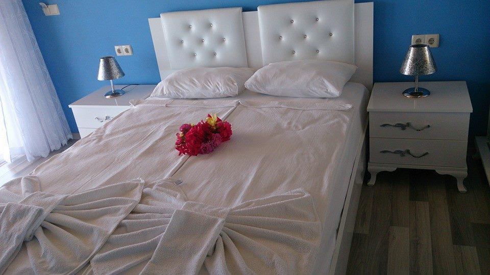 Отель Mavi Akvaryum Pension Sogut  Экстерьер фото